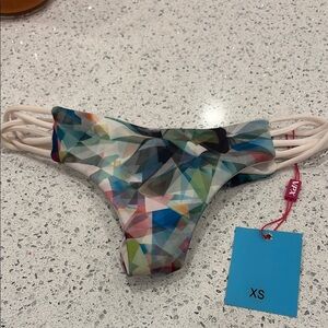 Xtra small Colorful Geometric Bikini Bottom